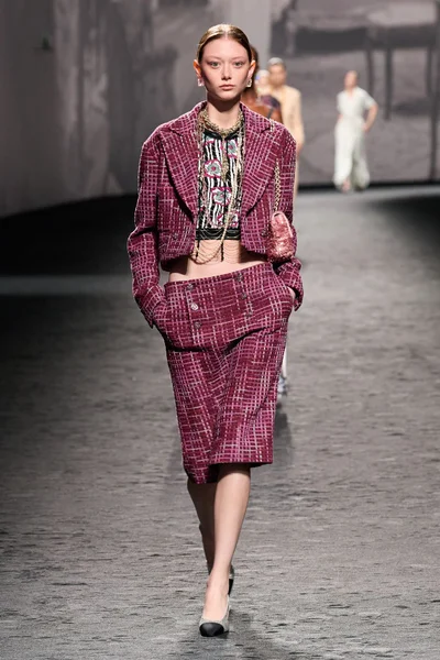 Look 42